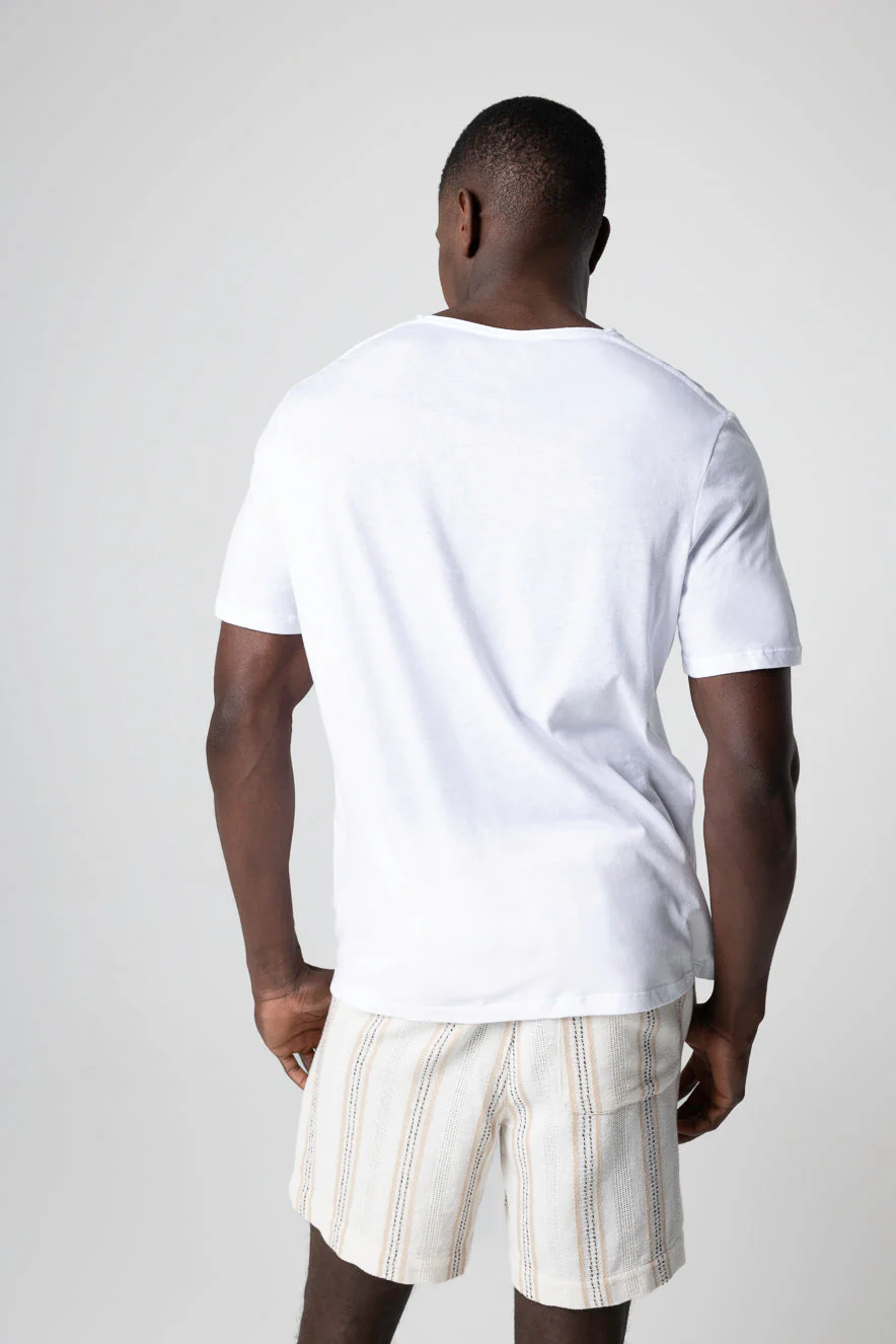 T-shirt Blanc Col V Manches Courtes en Coton organique - Image 4