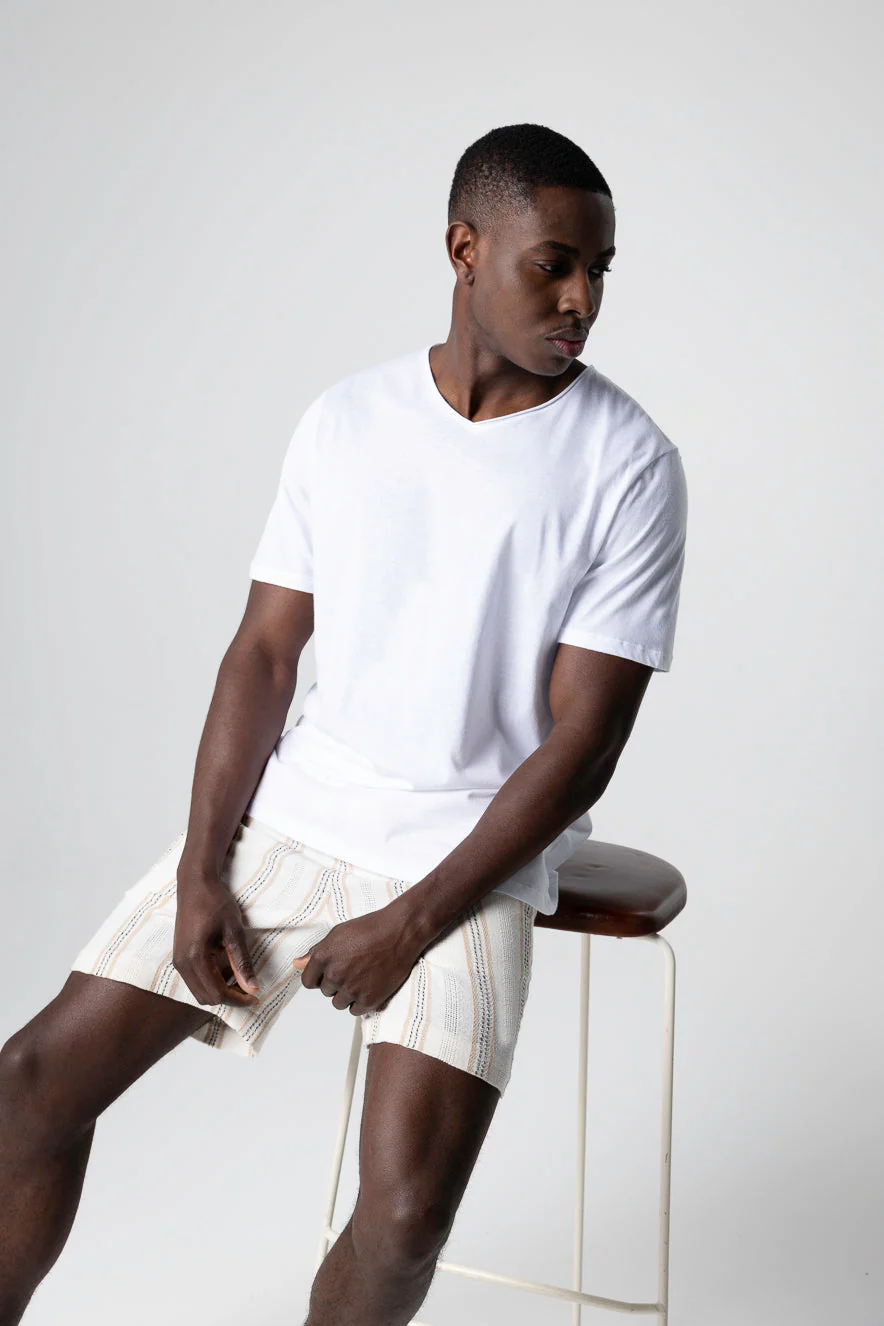 T-shirt Blanc Col V Manches Courtes en Coton organique - Image 5