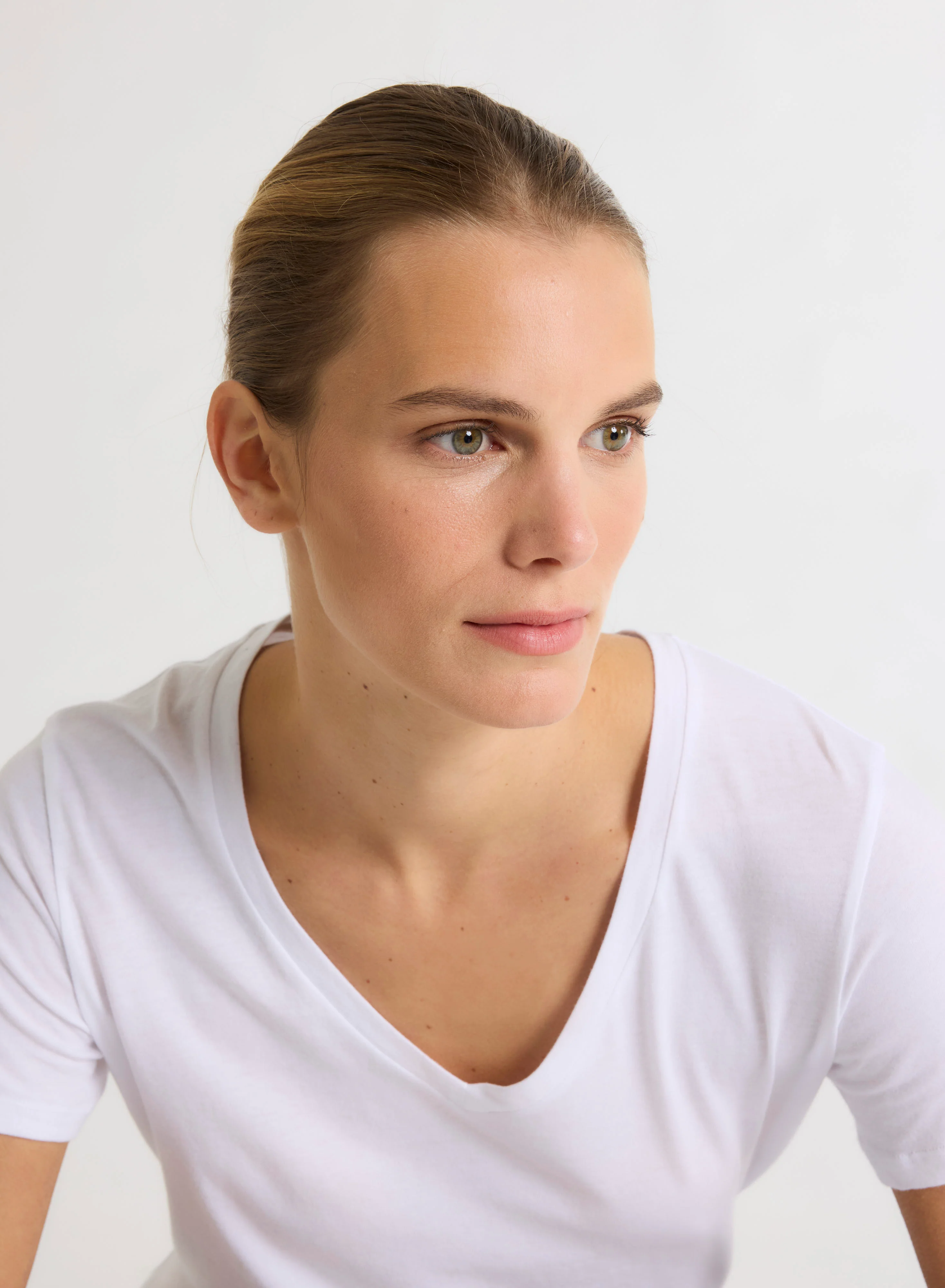 T-shirt Blanc Patty col V manches courtes en Coton - Image 6