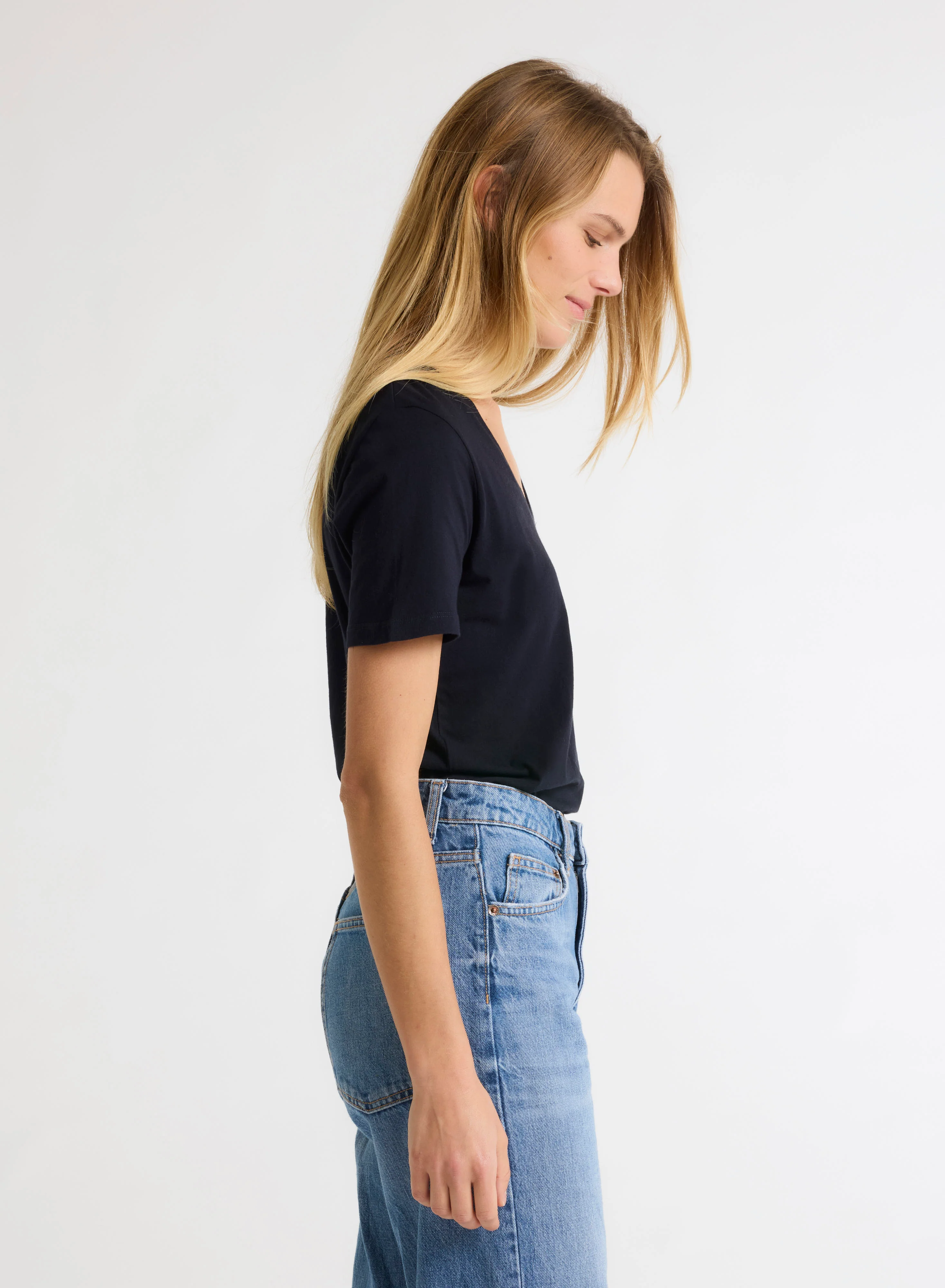 T-shirt Marine Patty col V manches courtes en Coton - Image 5