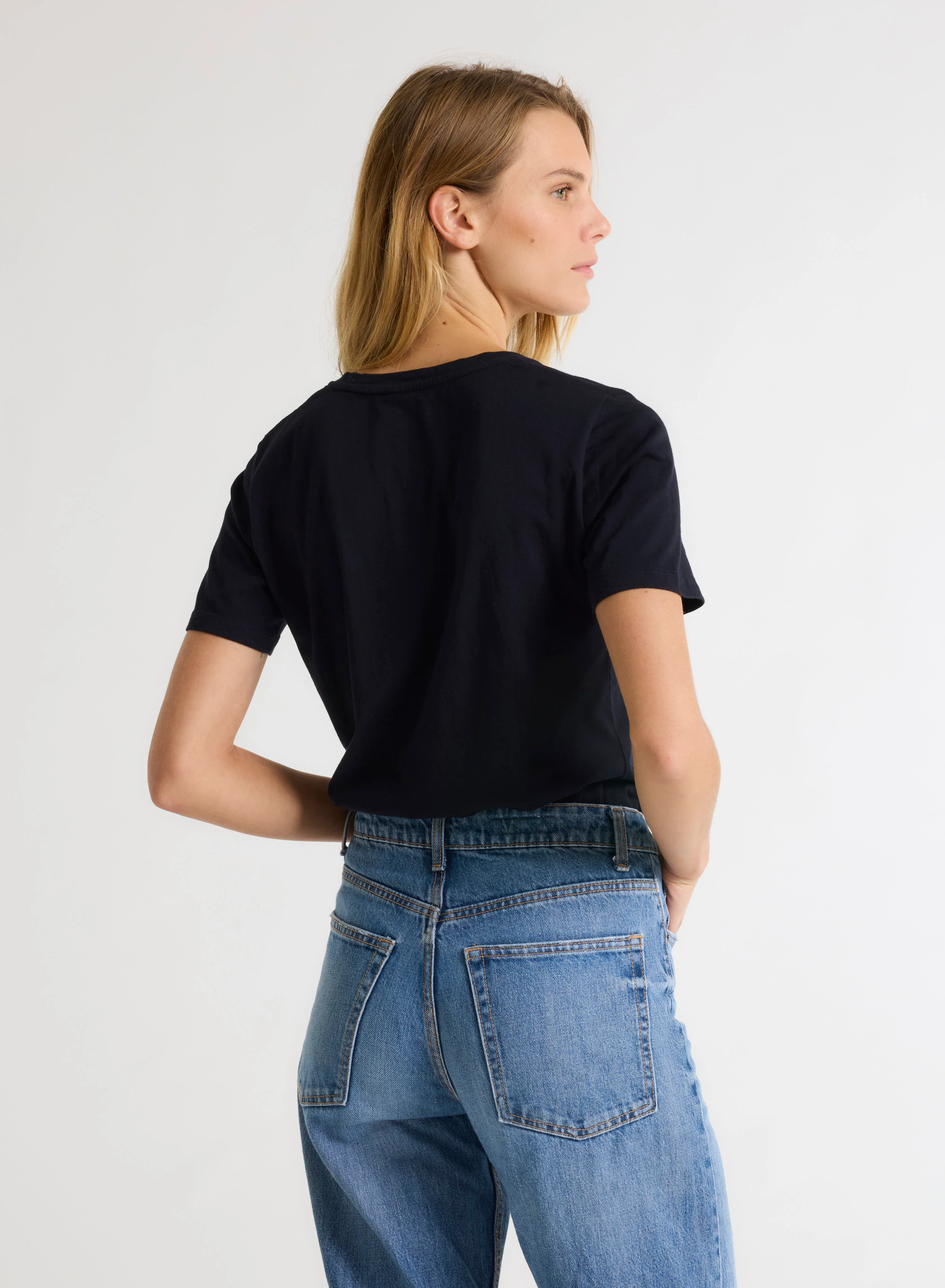 T-shirt Marine Patty col V manches courtes en Coton - Image 6