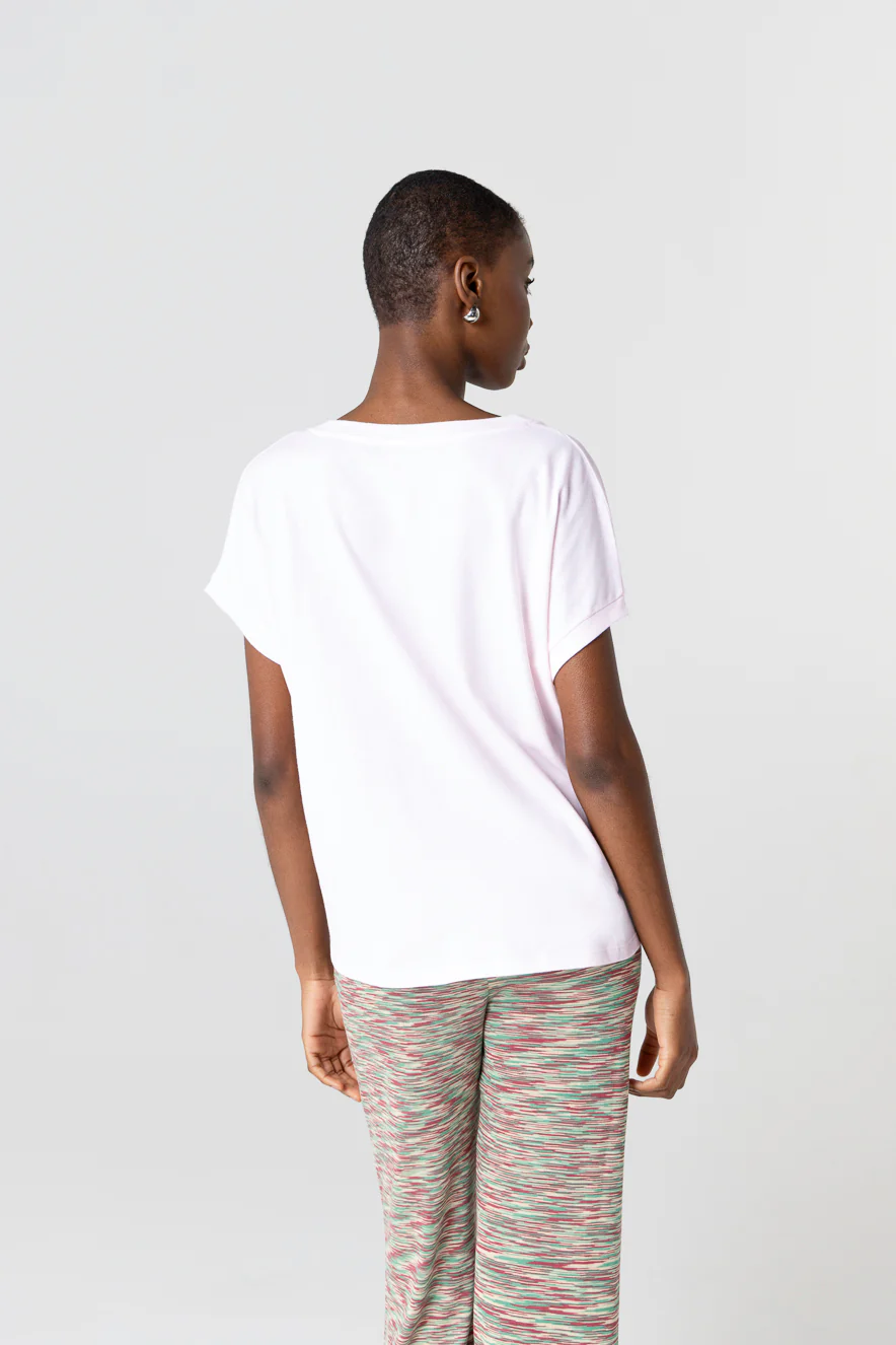 T-shirt Rose Col V Manches Courtes en Coton Organique - Image 3